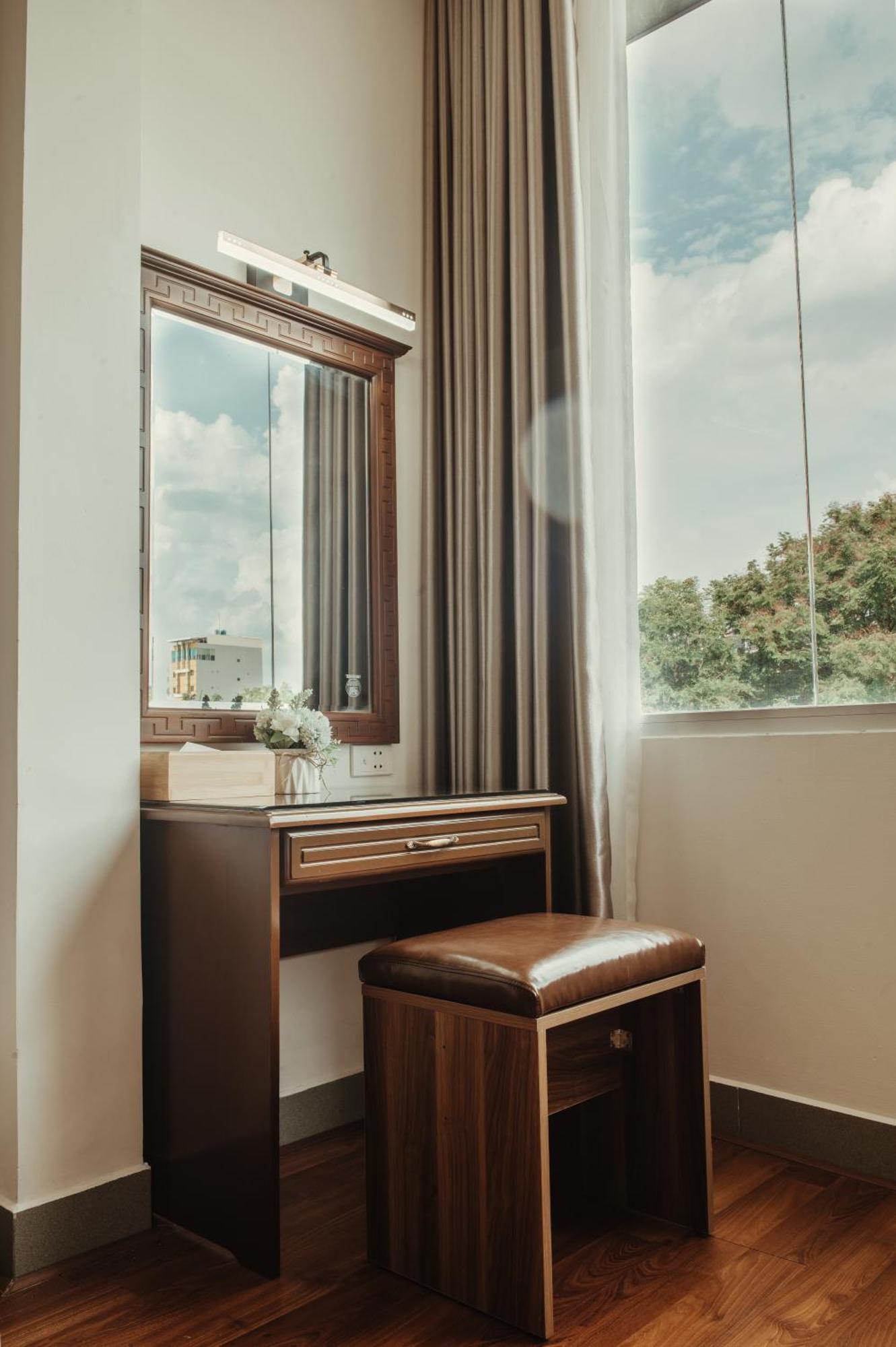 Hotel Lantern Ho Chi Minh City